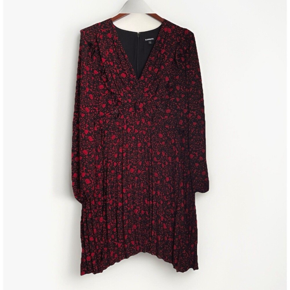 Express Roses Dress XL Ruffle Pleated Red Black Cottagecore Whimsigoth Romantic